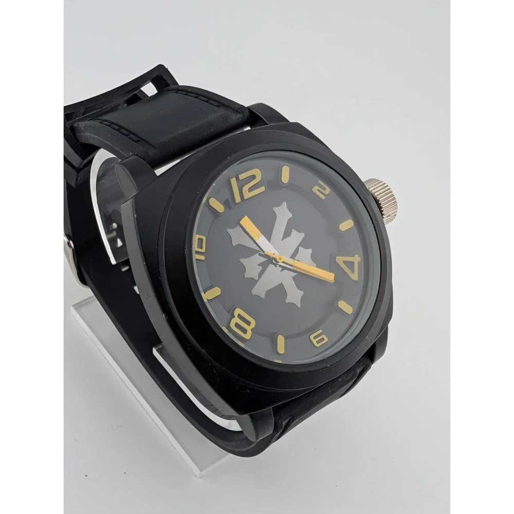 Zoo York Men's Watch‎ 50mm Case Black Silicone Band- New Battery